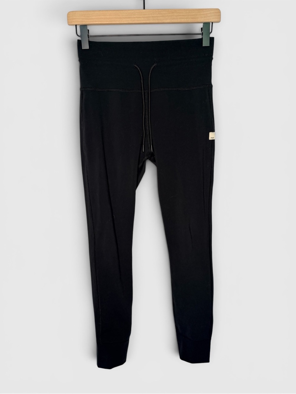 Vuori Daily Legging High-Waist Black Active Leggings w/ Drawstring | Size Small - Picture 4 of 6